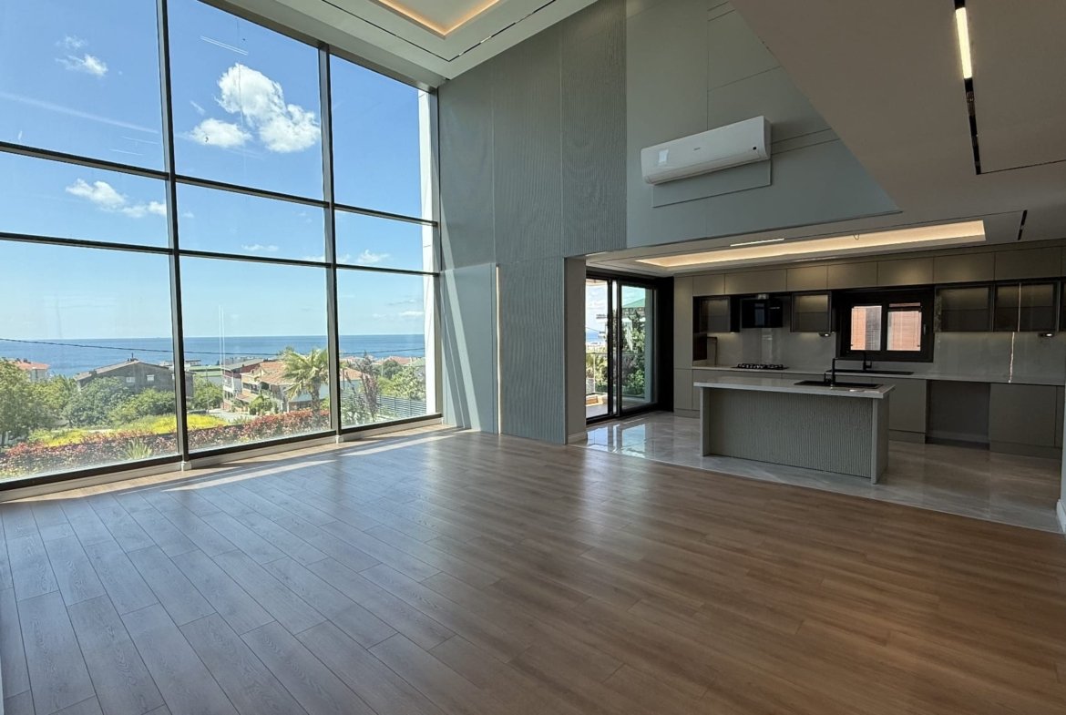 WhatsApp Image 2025-09-06 at 23.44.51 (1)