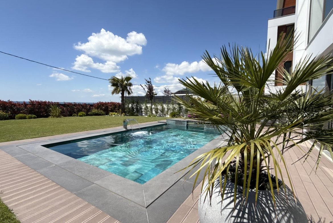 WhatsApp Image 2025-09-06 at 23.44.52 (3)